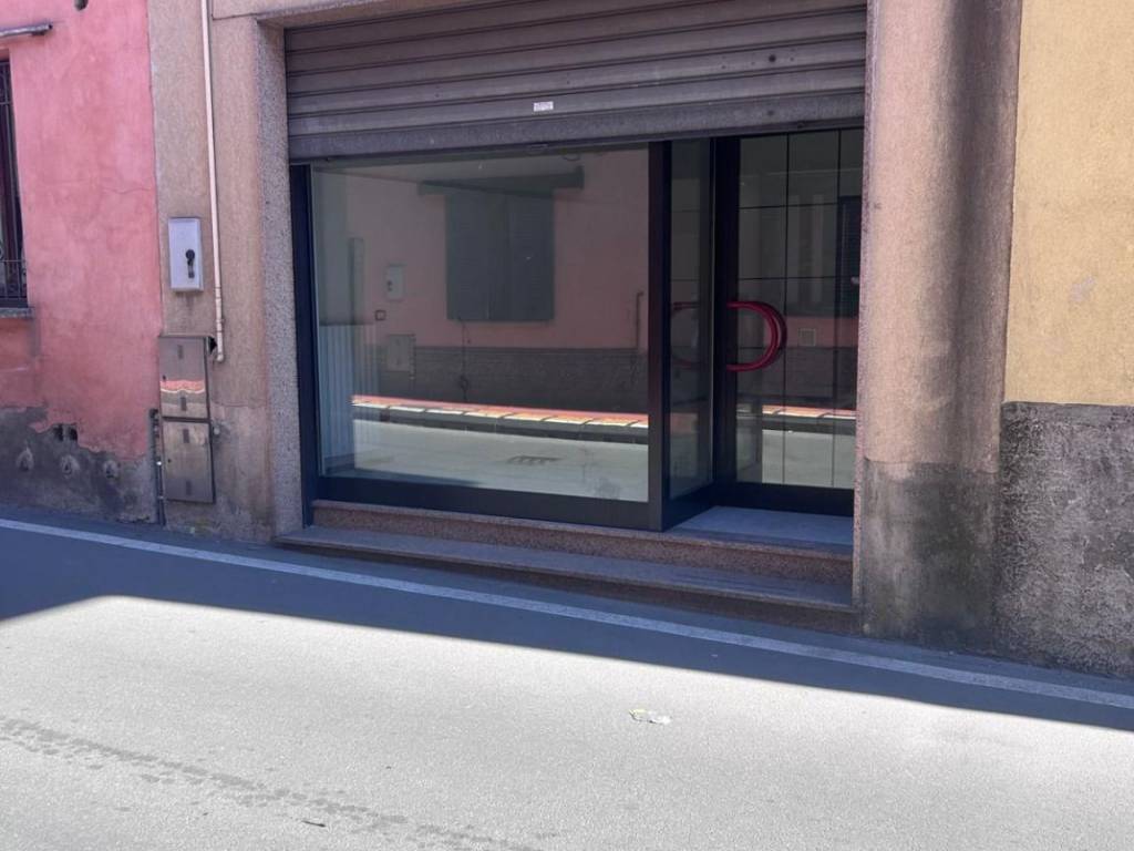 negozio in affitto ad Uboldo