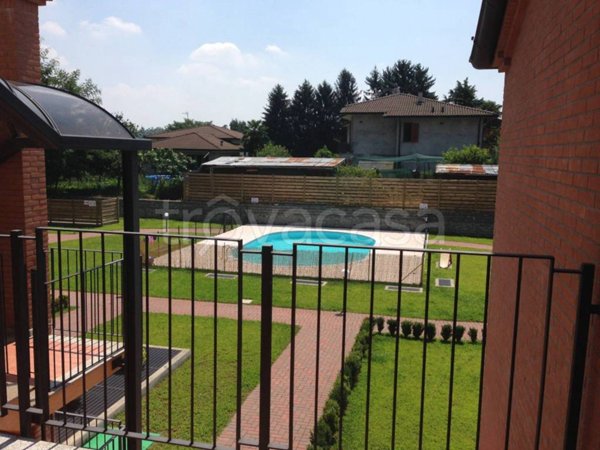 appartamento in affitto a Varano Borghi