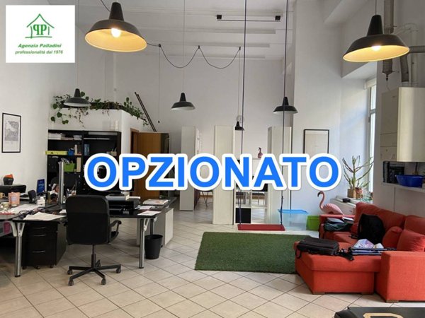 appartamento in affitto a Varese in zona Centro Città