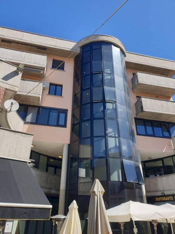 ufficio in affitto a Varese in zona Centro Città