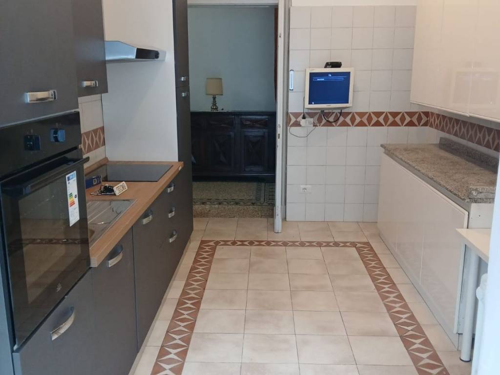 appartamento in affitto a Varese in zona Centro Città