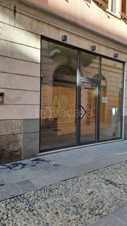 negozio in affitto a Varese in zona Biumo