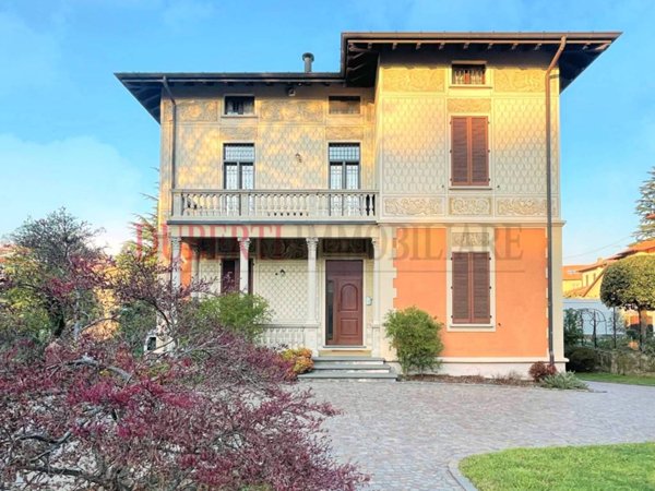 appartamento in affitto a Varese in zona Sant'Ambrogio