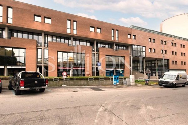 ufficio in affitto a Varese in zona Bosto