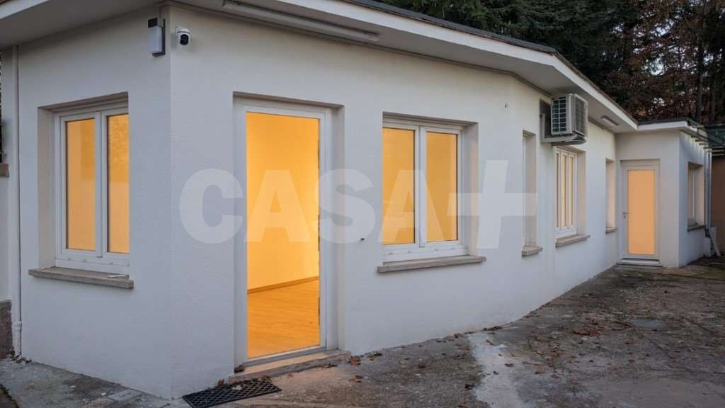 ufficio in affitto a Varese in zona Giubiano