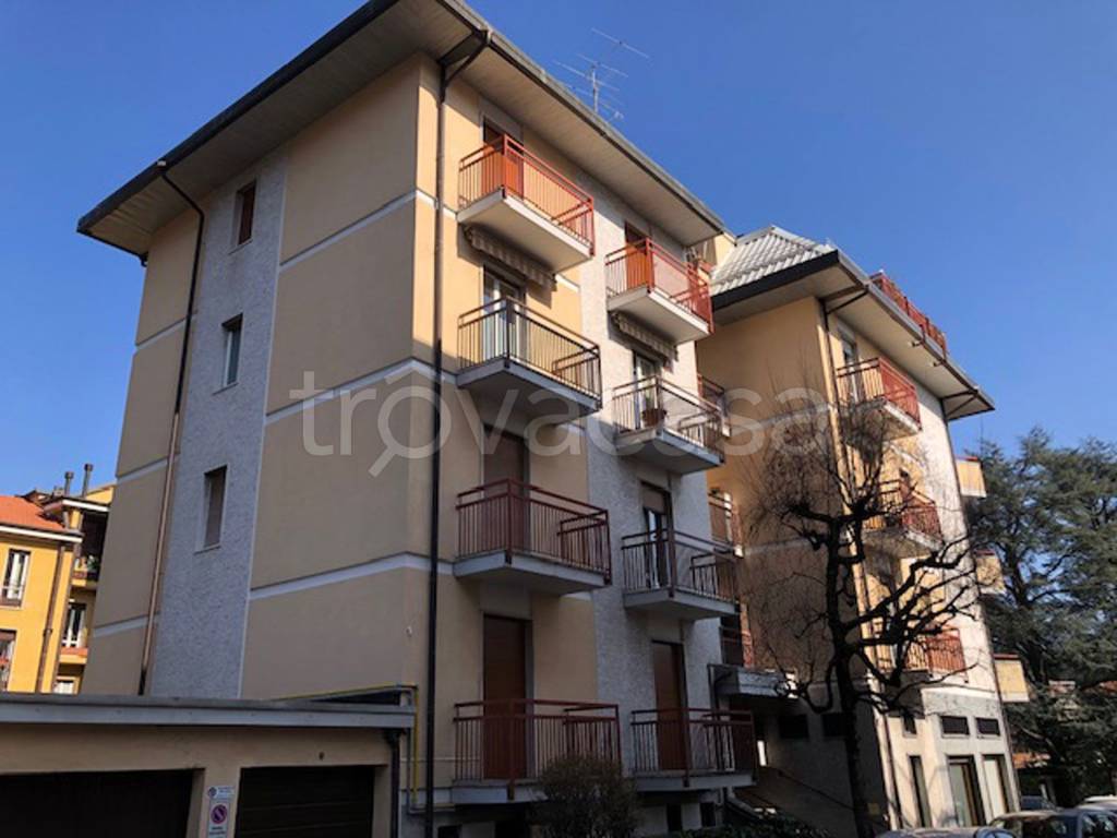 appartamento in affitto a Varese in zona Sant'Ambrogio