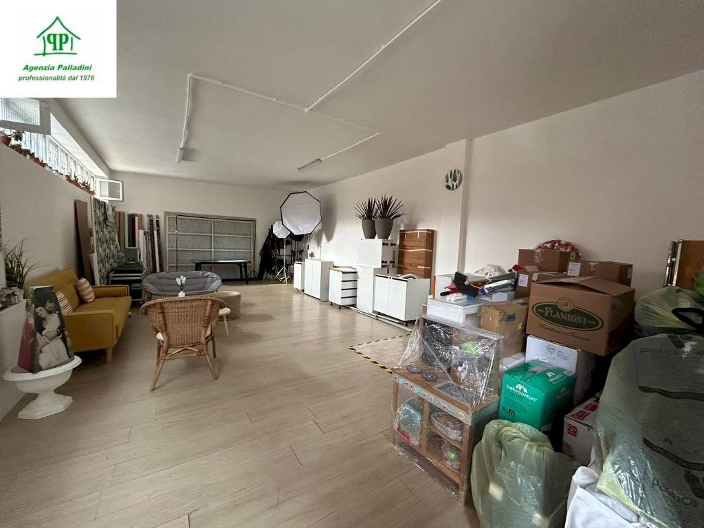 ufficio in affitto a Varese in zona Viale Borri