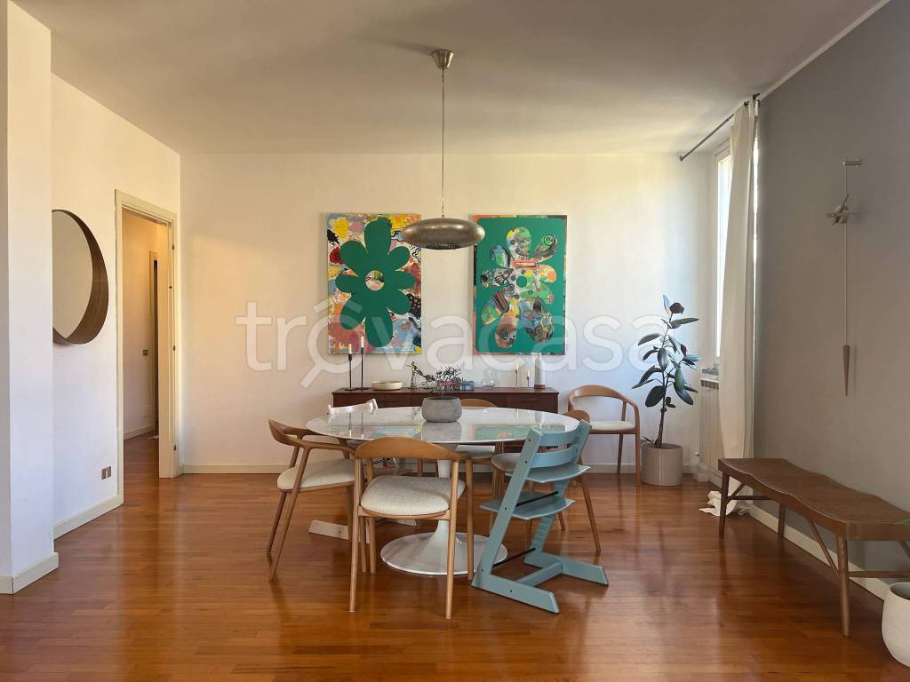 appartamento in affitto a Varese in zona Centro Città