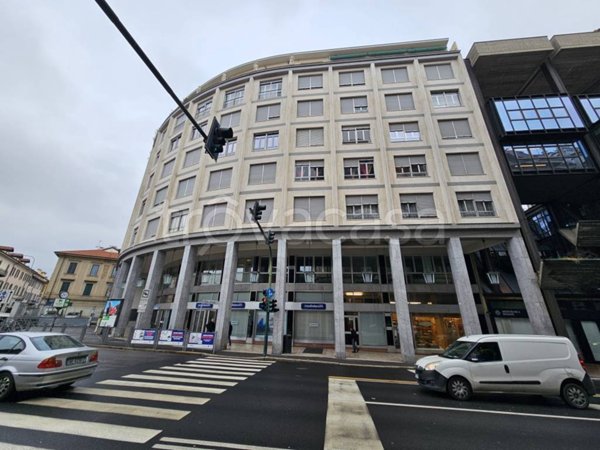 appartamento in affitto a Varese in zona Centro Città