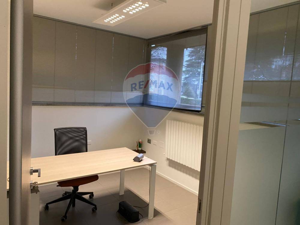 ufficio in affitto a Varese