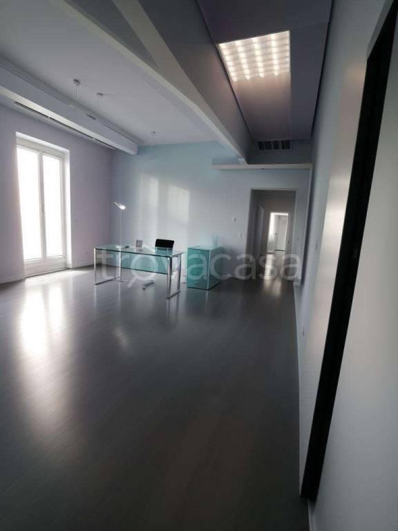 ufficio in affitto a Varese in zona Centro Città