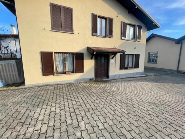 casa semindipendente in affitto a Varese