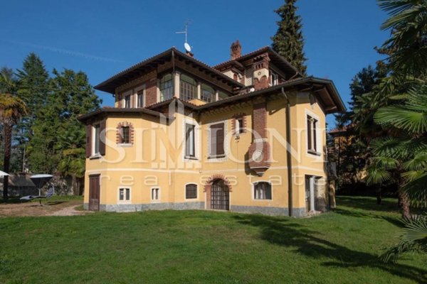 casa indipendente in affitto a Varese in zona Brunella