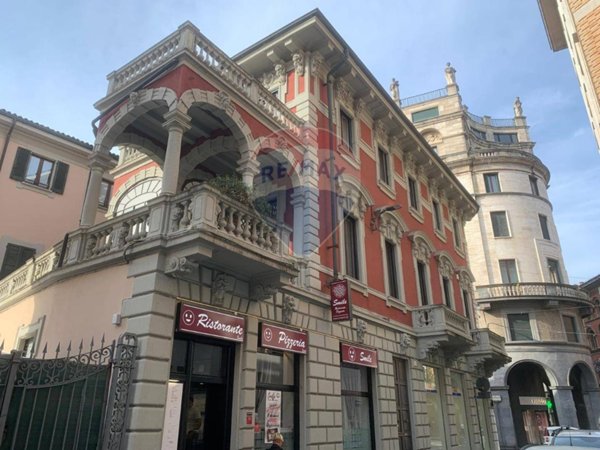 appartamento in affitto a Varese in zona Centro Città