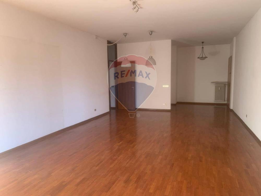 appartamento in affitto a Varese in zona Centro Città