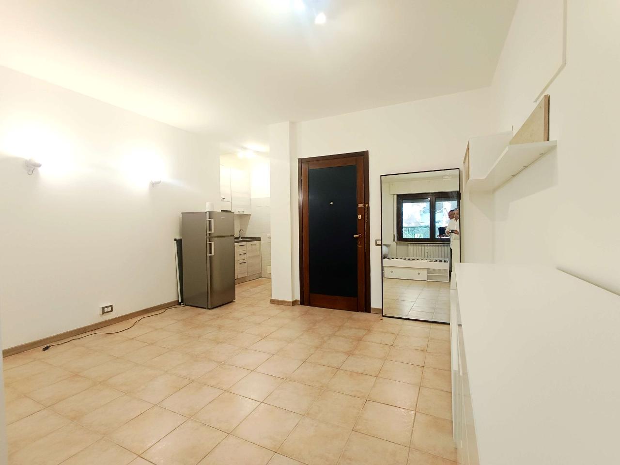 appartamento in affitto a Varese in zona Ippodromo