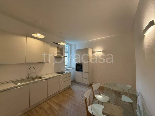 appartamento in affitto a Varese in zona Centro Città