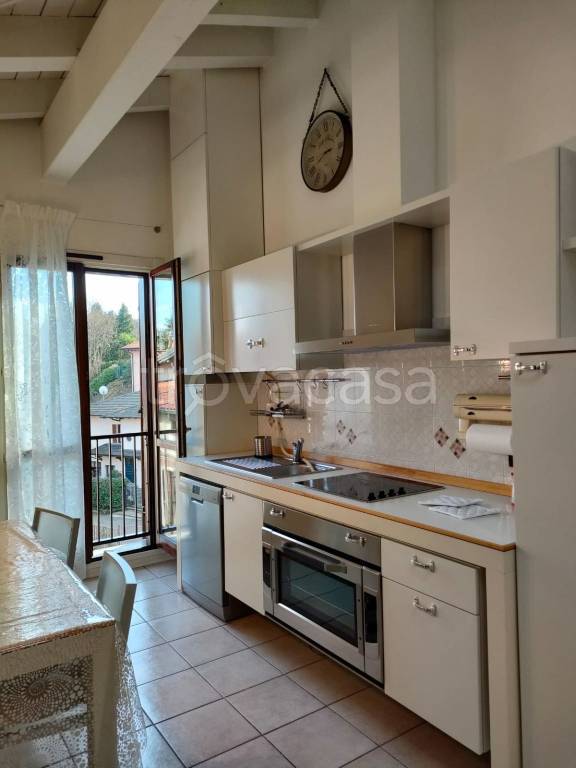 appartamento in affitto a Varese in zona Bosto