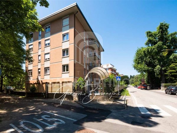 appartamento in affitto a Varese in zona Ippodromo