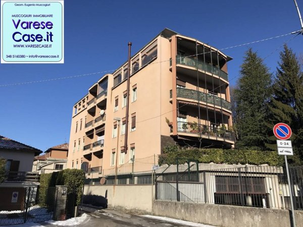 appartamento in affitto a Varese in zona Casbeno