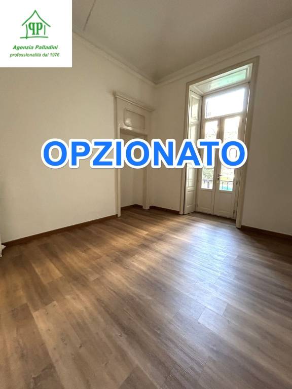 appartamento in affitto a Varese in zona Centro Città