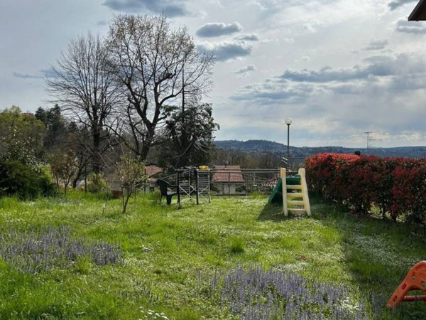 appartamento in affitto a Varese in zona Viale Europa
