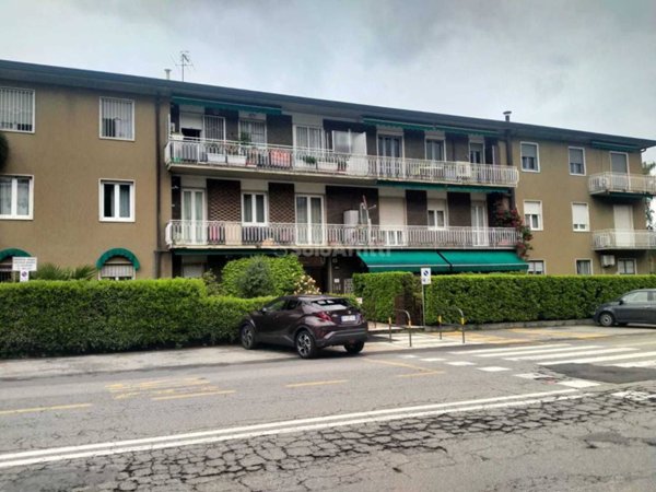 appartamento in affitto a Varese in zona Ippodromo