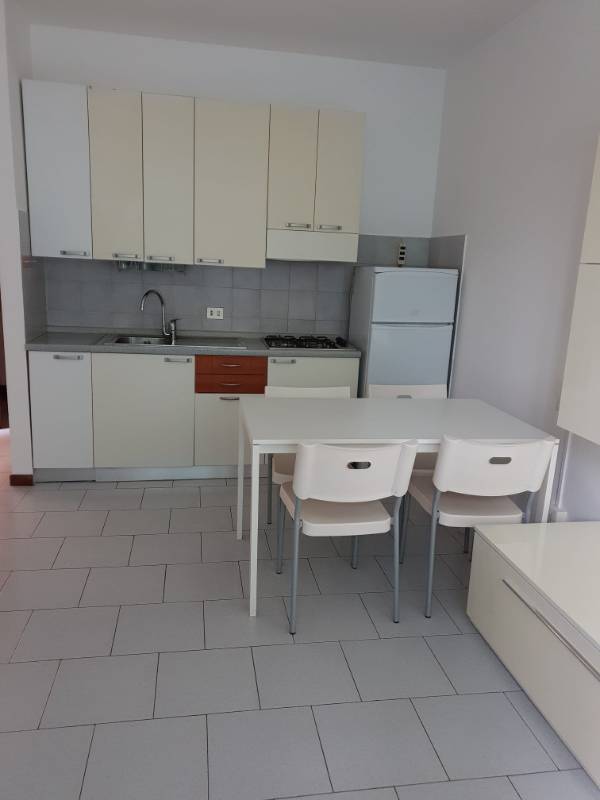 appartamento in affitto a Varese in zona Giubiano