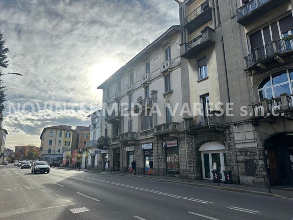 appartamento in affitto a Varese in zona Biumo
