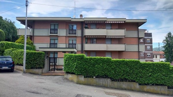 appartamento in affitto a Varese in zona Ippodromo