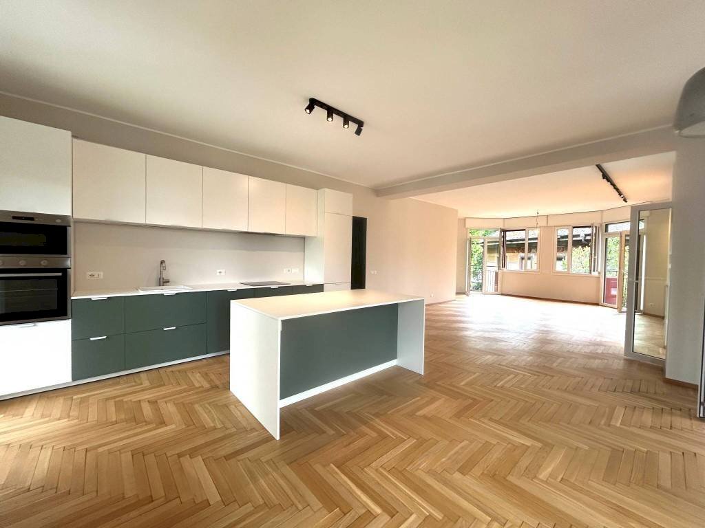casa indipendente in affitto a Varese in zona Centro Città