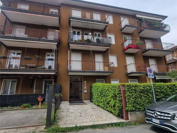 appartamento in affitto a Varese in zona Ippodromo
