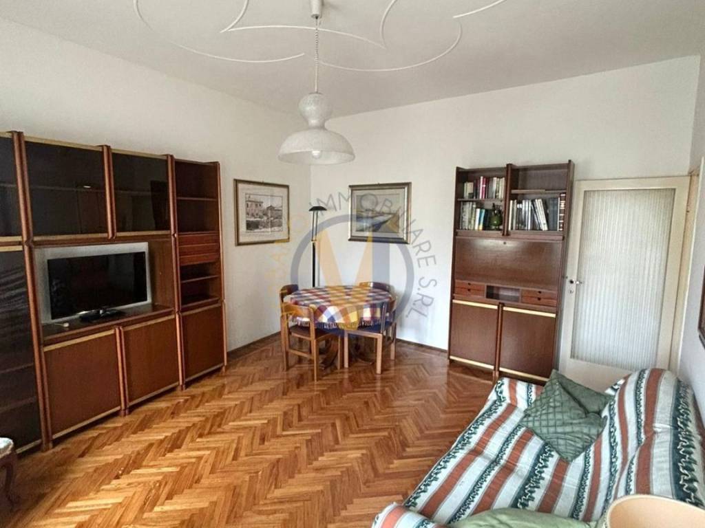 appartamento in affitto a Varese in zona Biumo