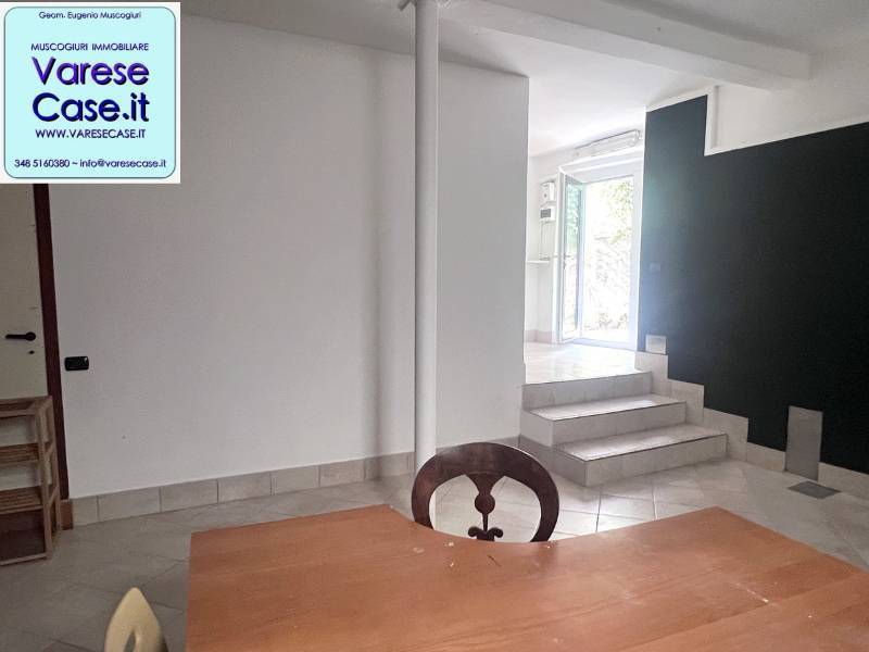 ufficio in affitto a Varese in zona Bobbiate