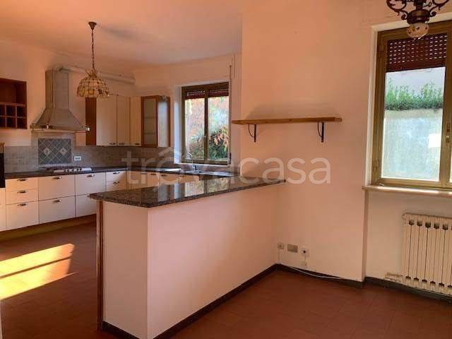 casa indipendente in affitto a Varese in zona Via Crispi