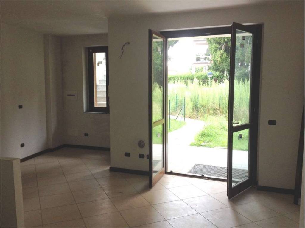 appartamento in affitto a Varese in zona Giubiano