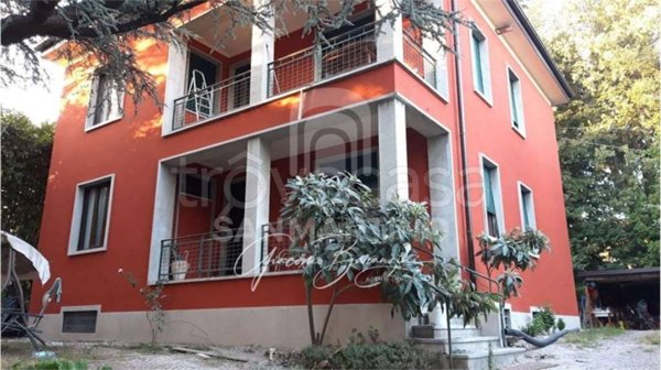 casa indipendente in affitto a Varese in zona Casbeno