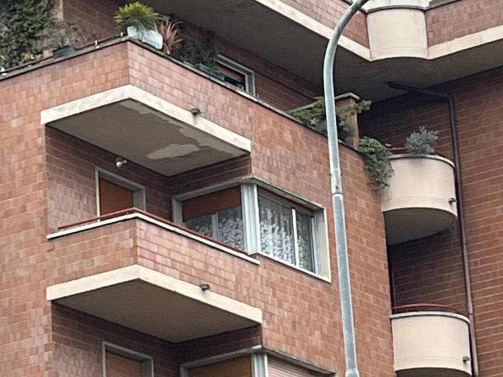 appartamento in affitto a Varese in zona Casbeno