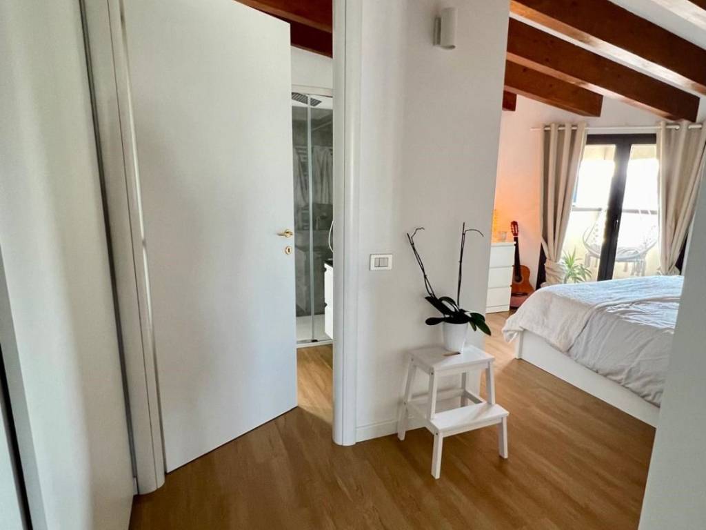 appartamento in affitto a Varese in zona Giubiano