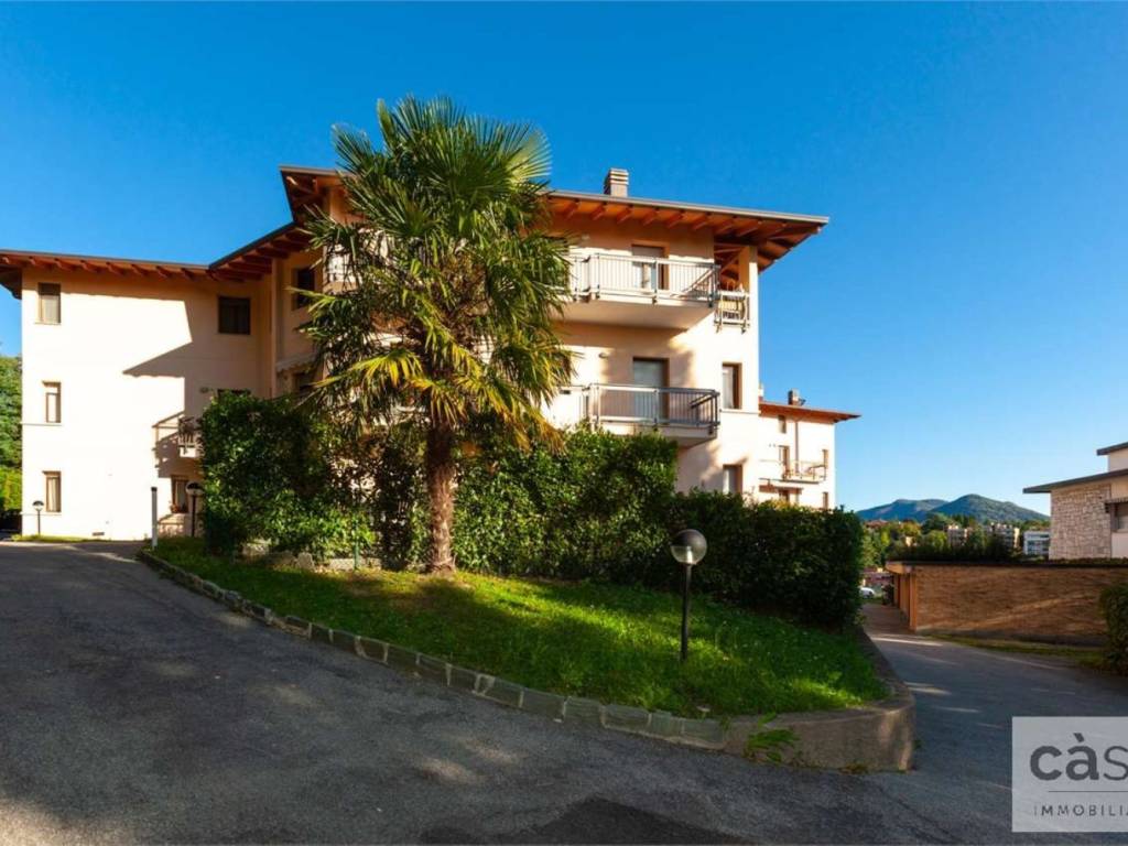 appartamento in affitto a Varese in zona Masnago