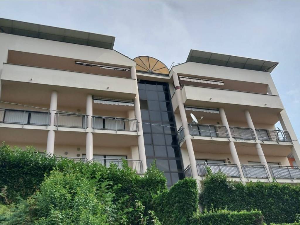 appartamento in affitto a Varese in zona Ippodromo