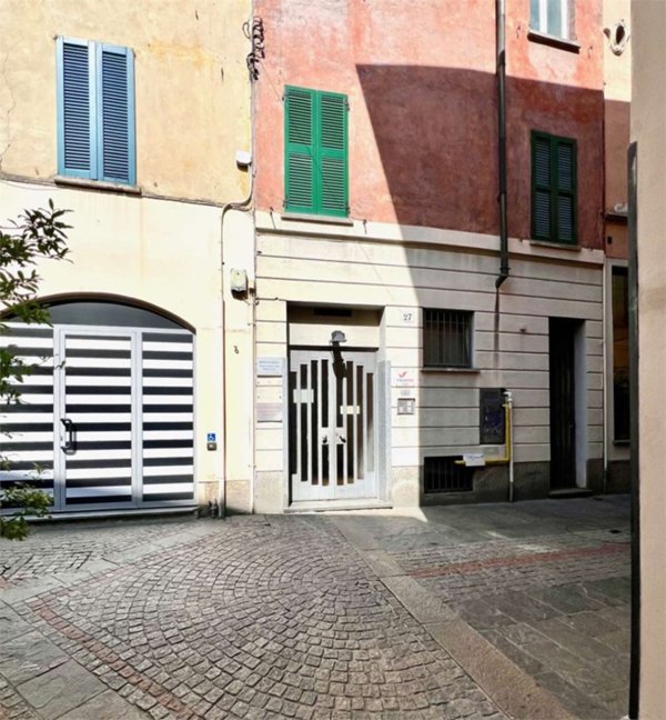 appartamento in affitto a Varese in zona Centro Città
