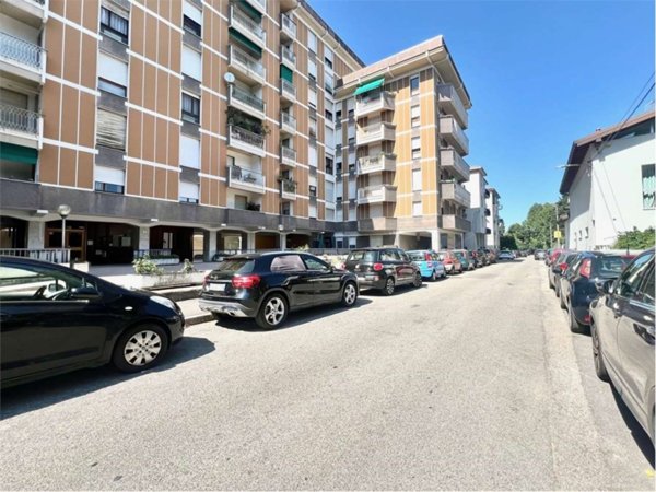 appartamento in affitto a Varese in zona Viale Belforte