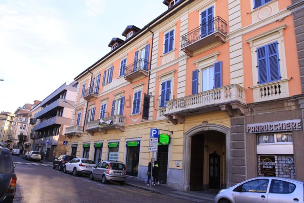 negozio in affitto a Varese