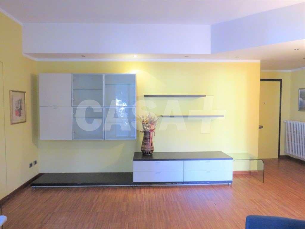 appartamento in affitto a Varese in zona Biumo