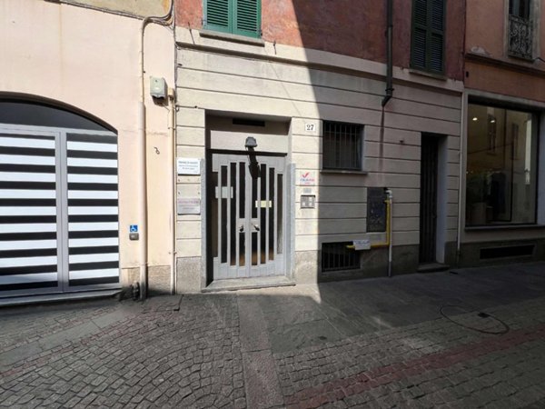 appartamento in affitto a Varese in zona Centro Città