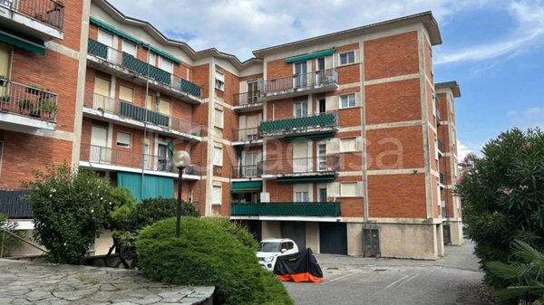 appartamento in affitto a Varese in zona Biumo