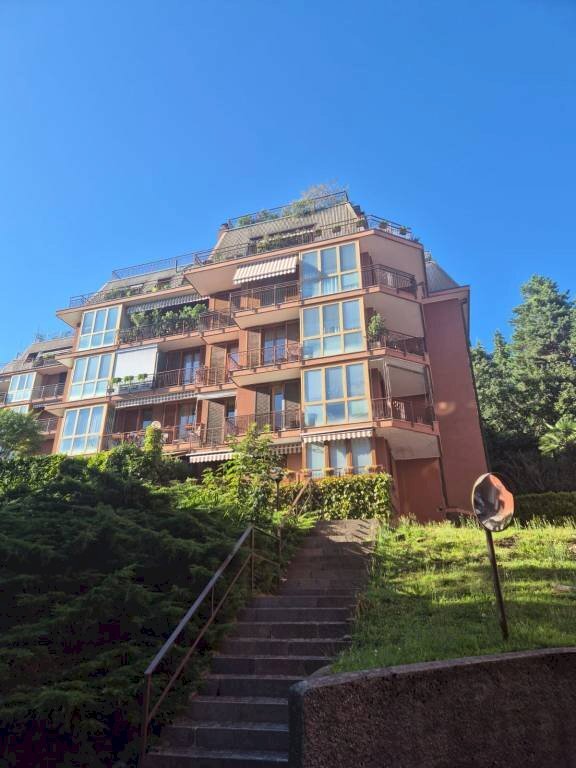 appartamento in affitto a Varese in zona Via Crispi