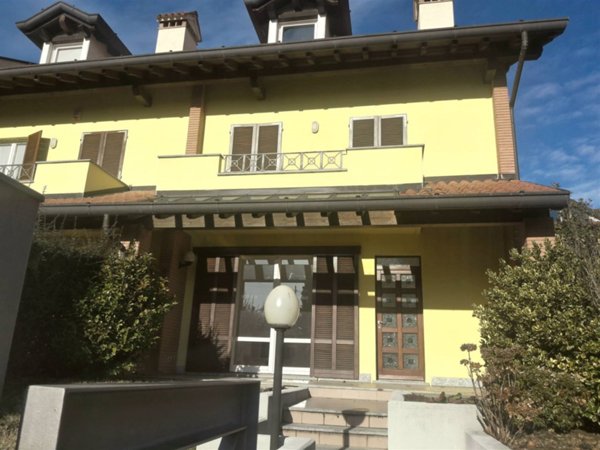 casa indipendente in affitto a Varese in zona Sant'Ambrogio