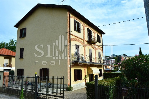 appartamento in affitto a Varese in zona Viale Aguggiari